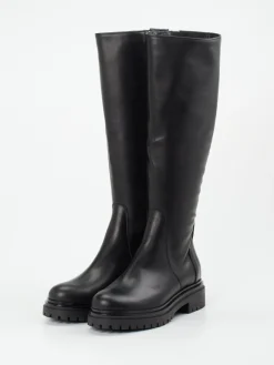 – Kniehohe Boots aus Kalbleder-Andrea Puccini