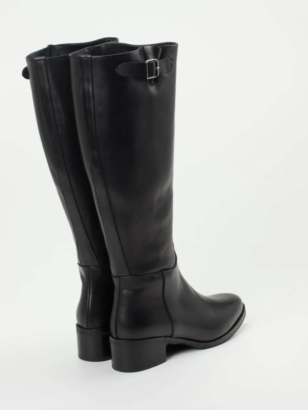 – Kniehohe Stiefel aus Kalbleder-Andrea Puccini Best