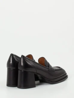 – Loafer aus glänzendem Lammleder-Andrea Puccini Sale