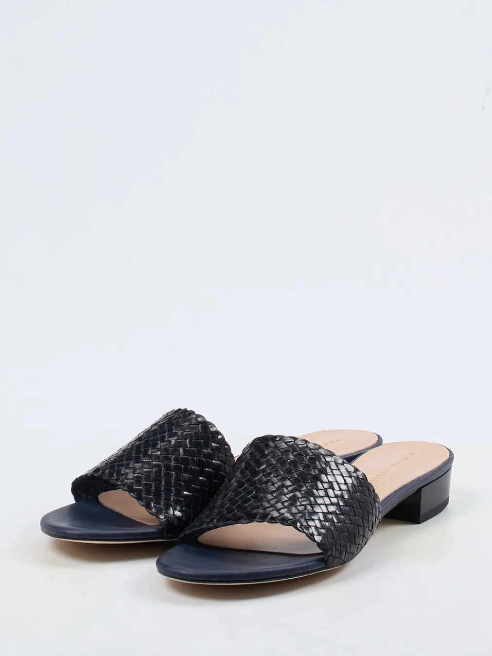 – Mules aus Flechtleder in Schwarz-Andrea Puccini Discount