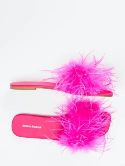 – Pantoletten aus Fell in Neon-Andrea Sabatini