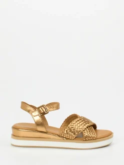 – Plateau-Sandalen aus Flechtleder goldfarben-Andrea Sabatini Outlet