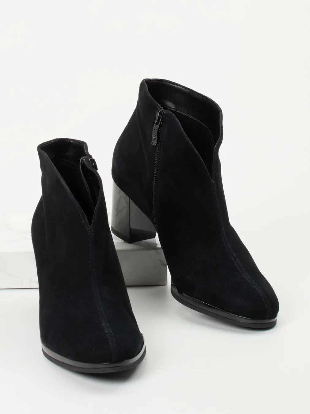 – Ankle Boots aus Veloursleder-Ara New
