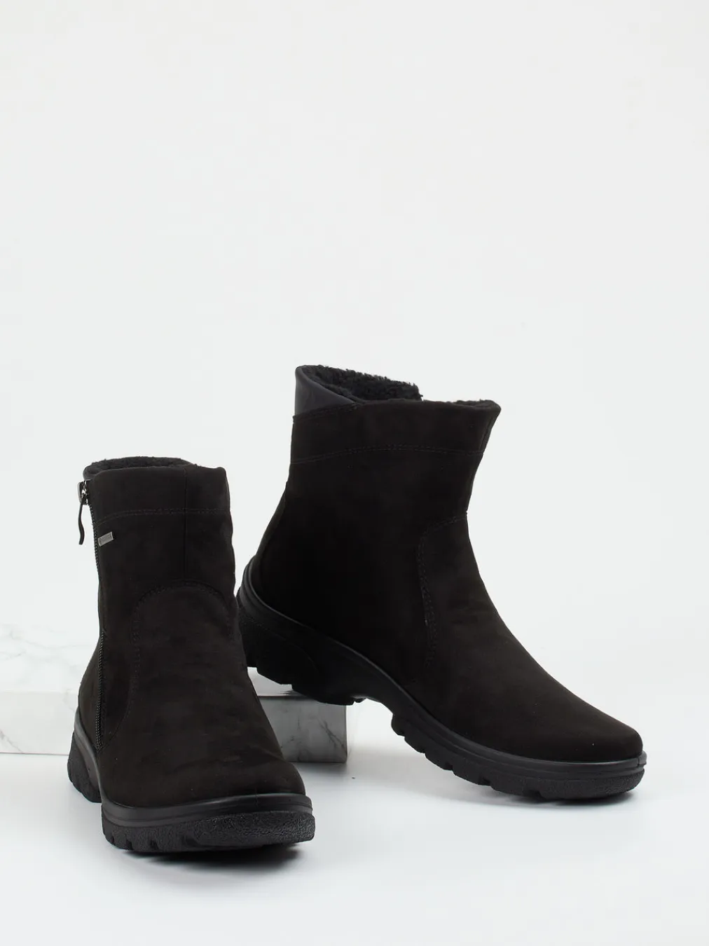 – Winterstiefelette aus Veloursleder-Ara