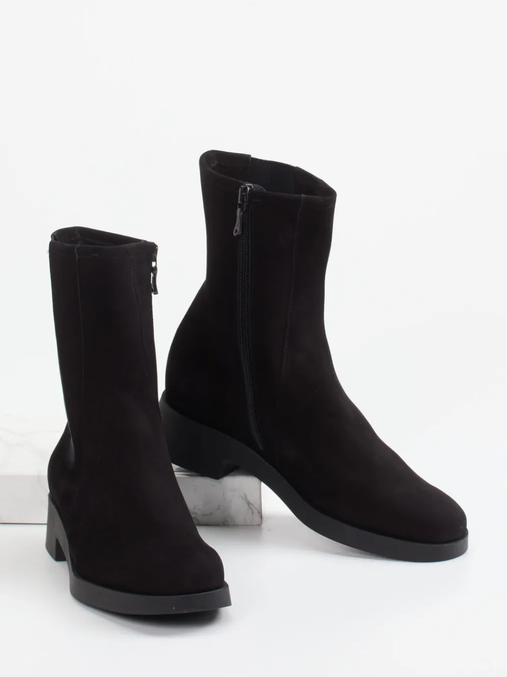 – Chelsea-Stiefelette aus Nubukleder-Arche Hot