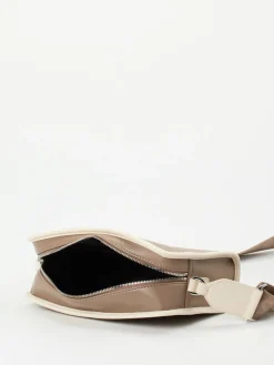 – Schultertasche aus Kalbleder in Taupe-Boss Outlet