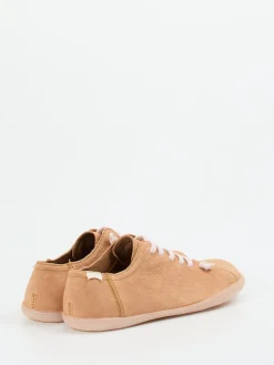 – Low-Top Sneaker aus Nubukleder sandbeige-Camper Sale