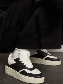 – Sneaker aus Kalbleder in -Schwarz-Copenhagen Discount