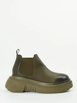 – Chelsea Boots aus Kalbleder oliv-Elena Iachi Hot