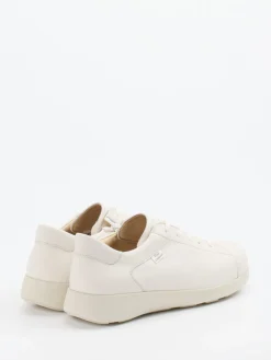– Bequem-Sneaker aus Kalbleder cremeweiß-Finn Comfort