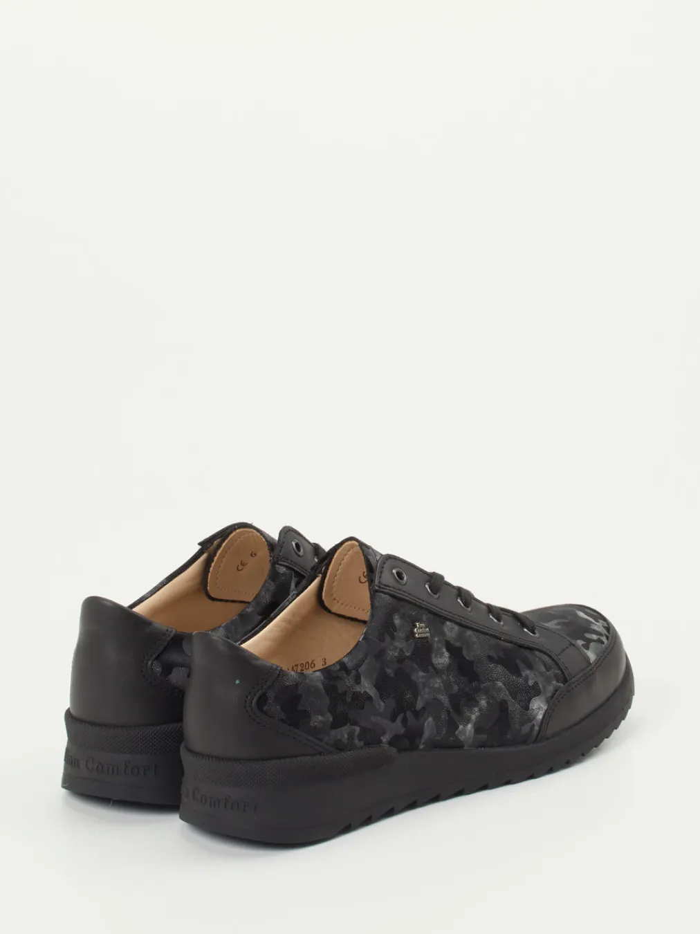 – Komfort-Sneaker aus geprägtem Leder-Finn Comfort New