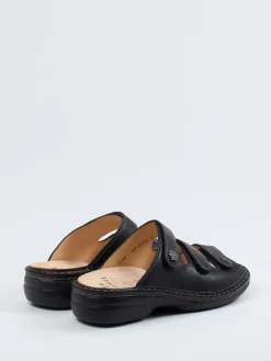 – Pantolette aus Kalbleder-Finn Comfort