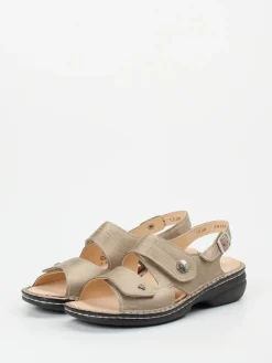 – Sandale aus Metallicleder Champagner-Finn Comfort Best