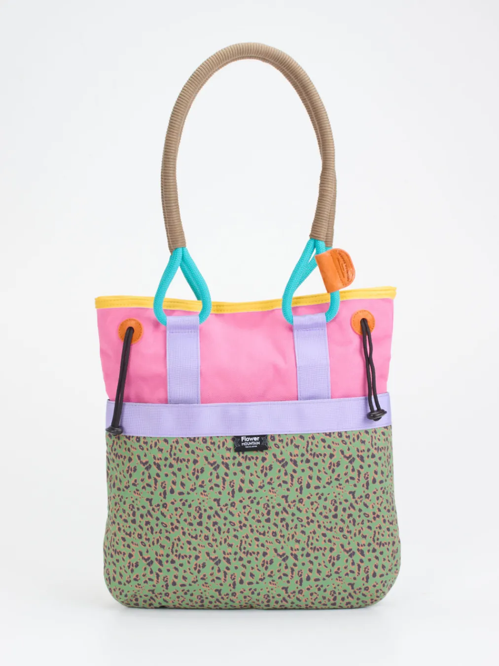 – Shopper Bag aus Nylon mit Animalprint-Flower Mountain