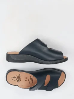 – Pantolette aus Kalbleder in Schwarz-Ganter Clearance