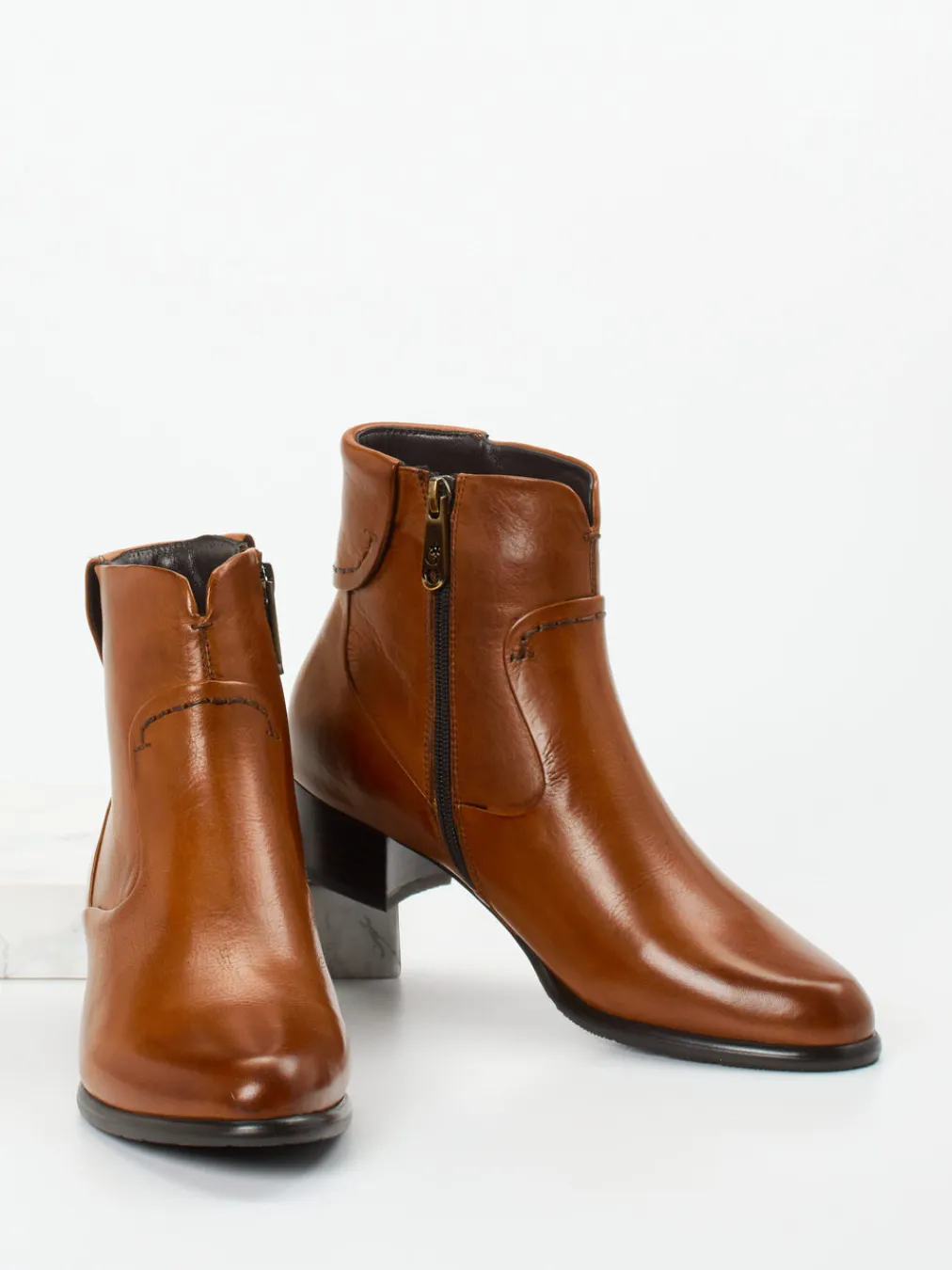 Ginger & Glove – Stiefelette aus Kalbleder cognac-Ginger u0026 Glove Clearance