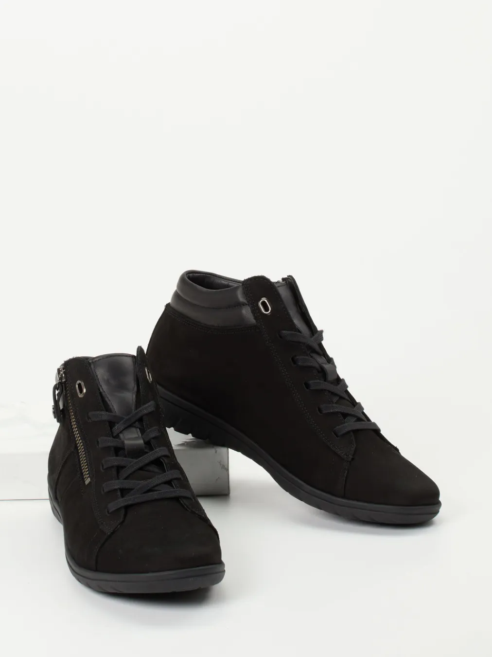 – Schnürstiefelette aus Nubukleder-Hartjes Sale