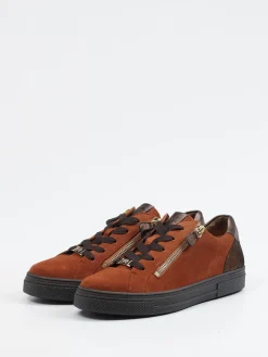 – Sneaker aus Veloursleder in Rost-Hassia Sale