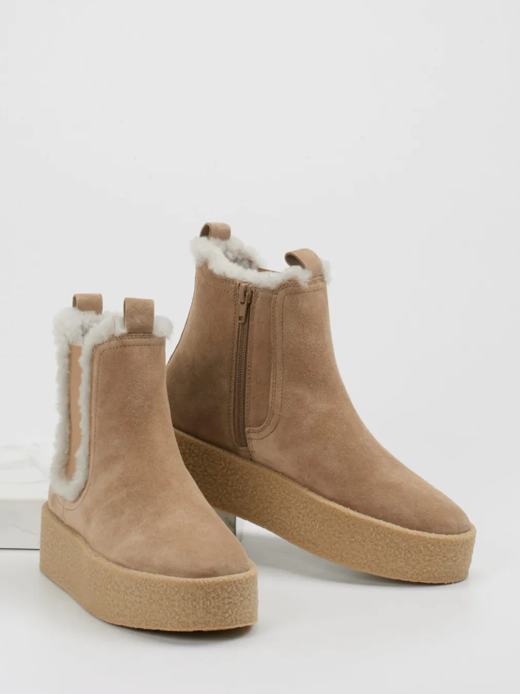 Kennel & Schmenger – Chelsea-Stiefelette aus Veloursleder sand-Kennel u0026 Schmenger Hot