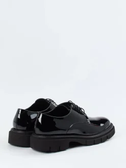 – Derby-Schnürschuh aus Lackleder-Mannori Outlet