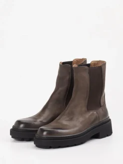 – Chelsea Boots aus Leder in Schlammgrau-Pantanetti New