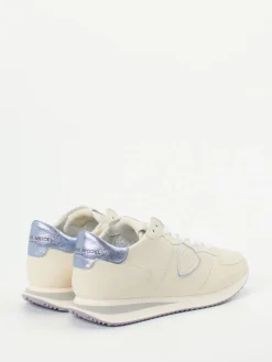 – Sneaker aus Kalbleder in Creme-Philippe Model New