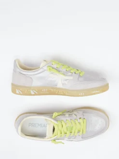 – Sneaker aus Metallicleder in Hellgrau-Premiata