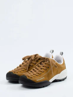 – Approach-Schuhe aus Veloursleder cognac-Scarpa