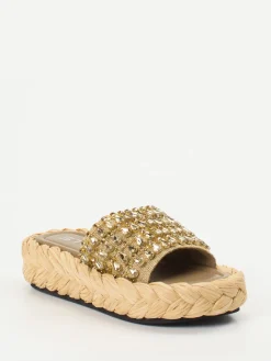 – Plateau-Sandale aus Metallic mit Bastoptik-Strategia Hot