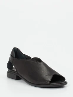 – Sandalen aus Lammleder in-Think New