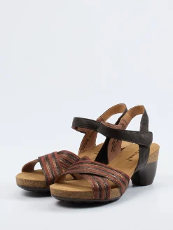 – Sandalette aus Metallicleder in rot-Think Discount