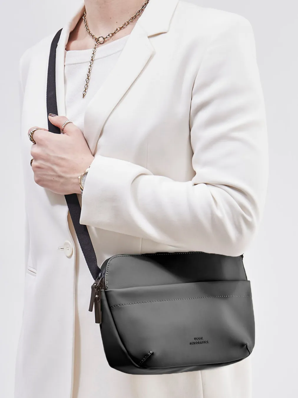 – Schultertasche aus Textil-Ucon Acrobatics New