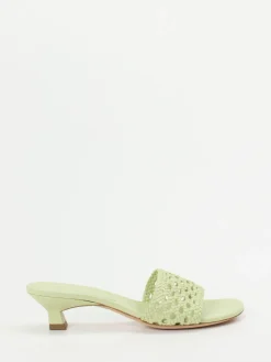 – Pantolette aus Flechtleder in Pastell-Unützer Hot