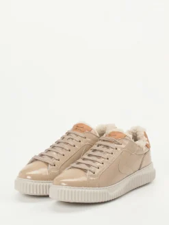 – Sneaker aus Lackleder in Beige-Voile Blanche New