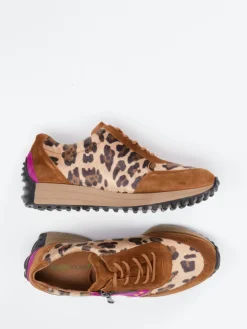– Sneaker aus Veloursleder mit Leoprint-Waldläufer Hot
